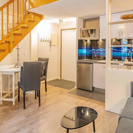 Chamour - A Duplex With Mont-blanc View Apartment *